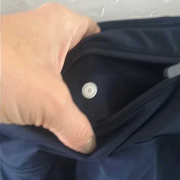 LuLuLemon Navy Women's Athletic Shorts - Picture 4 of 4